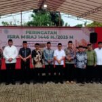 Hadiri Peringatan Isra Miraj, Bupati Tendean Ajak Meningkatkan Keimanan dan Ketakwaan 