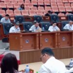 Pembahasan LKPJ, Louis Scrhamm Pertanyakan Dana MaMi BSG Rp 14 Miliar