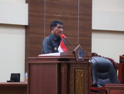 Rapat Paripurna, Gubernur Yulius Selvanus : Pendapatan Daerah Sebesar Rp 3,65 triliun
