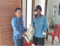 Pemerintah Desa Kali Oki Salurkan Bantuan Beras 