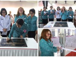 Bunda Stefa Resmikan Gedung PAUD Kelompok Belajar “Lo’or” Tombatu Utara