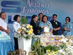 SMA Negeri 1 Tomohon Rayakan HUT ke-79 dengan Ibadah Syukur