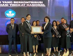 Bunda PAUD Sangihe Terima Penghargaan Nasional pada Anugerah Mapalus Pendidikan 2025