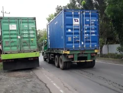 Jalan Rusak-PAD Nihil, Truk Pelat Luar Daerah Perlu Ditertibkan