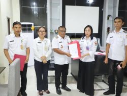 Jeiny Ribka Pandelaki Terima Surat Perintah Tugas (PLT) Kepala Dinas Lingkungan Hidup 