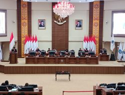 Ketua DPRD Fransiscus Silangen Pimpin Rapat Paripurna Dengan Agenda Strategis