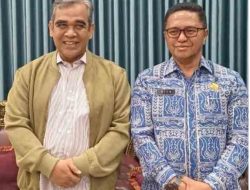 Sekprov Dan Sekwan Ditugasi Gubernur YSK, Jemput Ketua MPR-RI Di Bandara Samratulagi