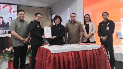 Bupati Joune Ganda Hadiri Rapat Paripurna DPRD Minut, Apresiasi Sinergitas Eksekutif-Legislatif