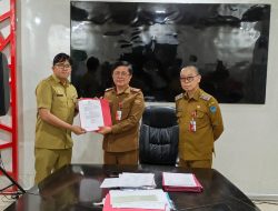 Bupati Joune Ganda Percayakan Marchel Tuwaidan sebagai Plt. Kabag Umum