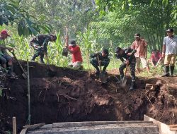 Babinsa Kodim 1302/Minahasa Terus Kawal Pembangunan Jembatan Garuda di Minahasa Tenggara, Progres Capai 90 Persen