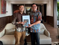 Bupati Joune Ganda Jadi Narasumber Wawancara Indikator Politik Indonesia