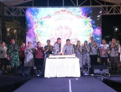 Puncak Peringatan HUT ke-19 Mitra Kemeriahan di Plaza Ratahan, Bukti Sinergi dan Prestasi Daerah