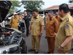 Sekwan Niklas Silangen Hadir Saat Gubernur Periksa Kendis DPRD Sulut