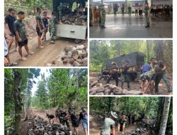 Tanpa Libur, Satgas TMMD ke-128 Tetap Bergerak Angkut Material Talud di Desa Watuliney