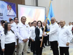 Nakhoda Baru PWI Sulut Dilantik Ketum Akhmad Munir, Gubernur Yulius Selvanus Tantang Profesionalitas Pers