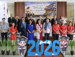 Bupati Ronald Kandoli Hadiri Graduation RMVA 2026 Bahkan Dampingi Sang Putra Rafa Raih Kelulusan SMP
