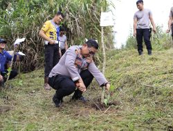 Pringati HUT Bhayangkara Ke- 80, Polres Tomohon Gelar Penanaman Bibit Pohon