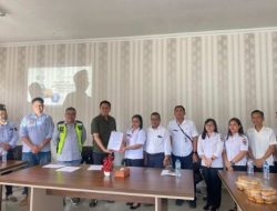 Direktur RSUD Mitra Sehat dr. Linda Tolu Menyerahkan Lahan Renovasi RS Berkualitas Ke PPK Kemekes RI