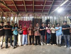 Lestarikan Eksistensi Bahasa Daerah, Kepala Badan Bahasa Kunjungi Sanggar Kamang Wangko