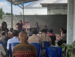 Anggota DPRD Sulut Eugenie Mantiri Datangi Warga Manembo-Nembo Di Reses II