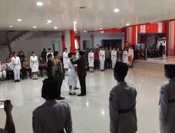 Bupati Joune Ganda Kukuhkan 30 Paskibraka Minut 2026