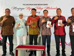 Bupati Joune Ganda Hadiri Peluncuran Buku ‘Menjaga Nyiur Tetap Melambai’ Rekam Jejak Olly Dondokambey