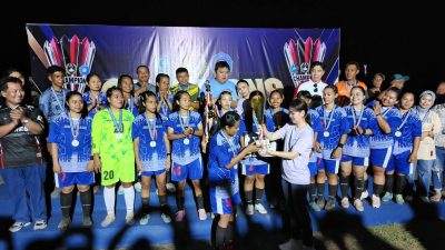Bupati Tutup Turnamen Sepak Bola Wanita Sangihe 2026, Manganitu Selatan Juara